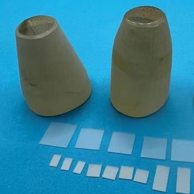 โปแลนด์ Square Fe Doped SrTiO3 Crystal Wafer Optical Windows