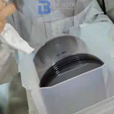 Dia 6 '' 8 '' ลิเธียม Niobate Wafer SAW ออปติคัลเกรด 350um 500um