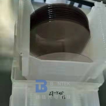 CR AU เคลือบลิเธียมแทนทาเลตคริสตัลคริสตัลผลกระทบ Piezoelectric