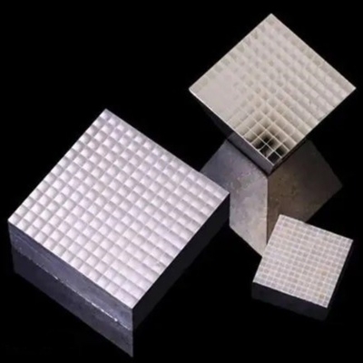 Ce Doped LYSO Scintillation Crystal ฟิสิกส์นิวเคลียร์และการแพทย์และการตรวจจับรังสี