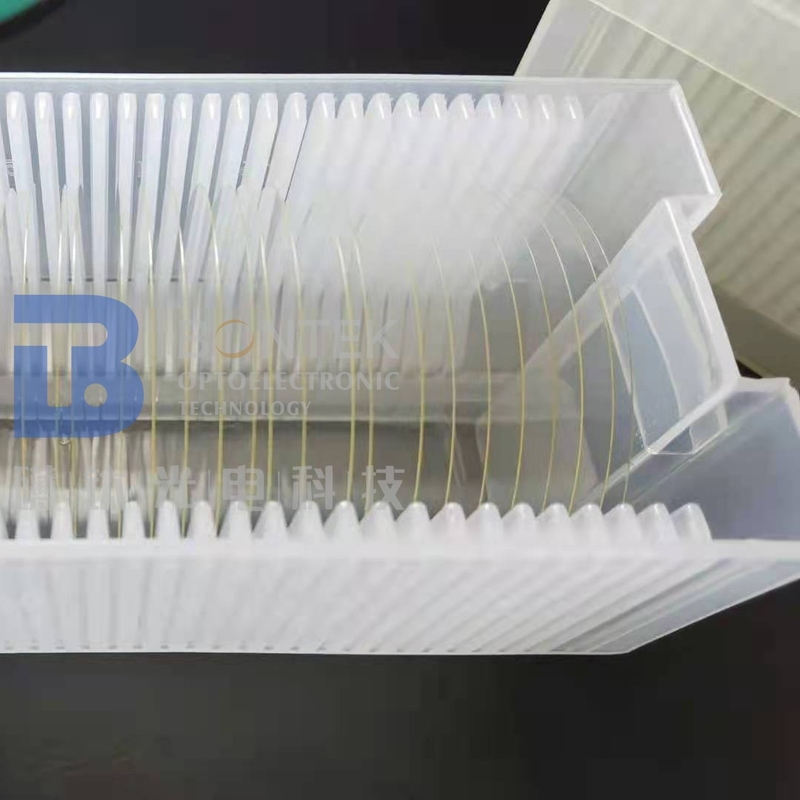 Ra ความหยาบ 1nm ลิเธียม Niobate Wafer ใน 4 '' 6 '' 8 '' เกรดออปติคัลหรือเกรด SAW