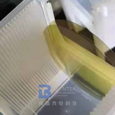มุมออยเลอร์ 0 ° 138.5 ° 26.7 ° Langasite Wafers เส้นผ่านศูนย์กลางสองด้านของโปแลนด์ 60mm